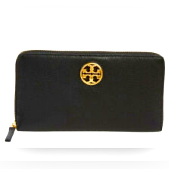 Tory Burch Handbags - Tory Burch Carson Zip Continental Wallet